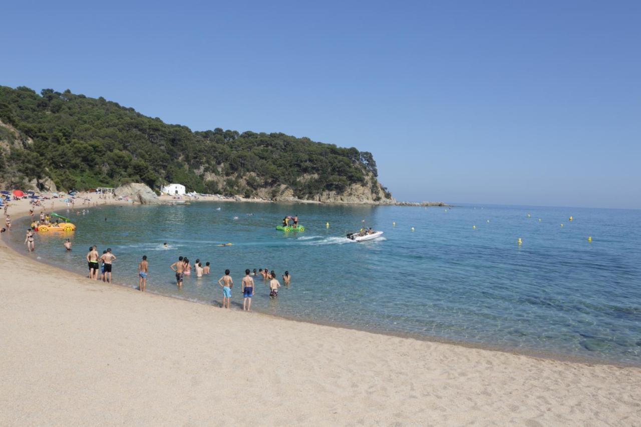 Happy Camp Mobile Homes In Camping Senia Cala Canyelles Lloret de Mar Zewnętrze zdjęcie